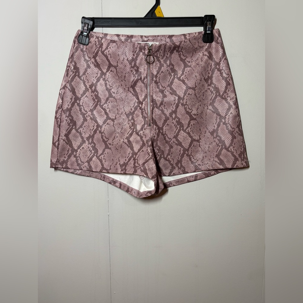 Elegant High Waist Snake Print Shorts